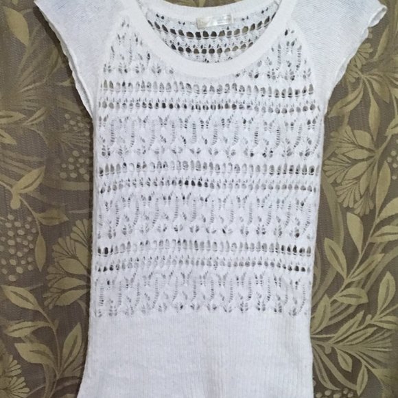 White Old Navy Summer Top - Picture 1 of 4